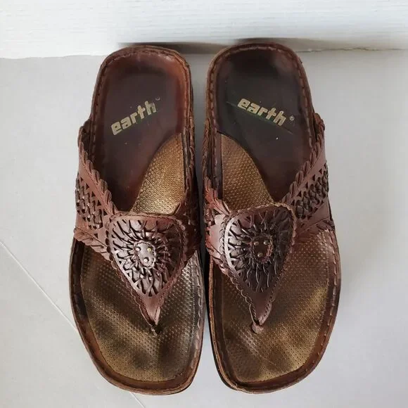 Earth Shoes Salsa Mahogany Leather Thong Sandals Boho Woven Slides Sz 6 Hippie - Picture 2 of 8